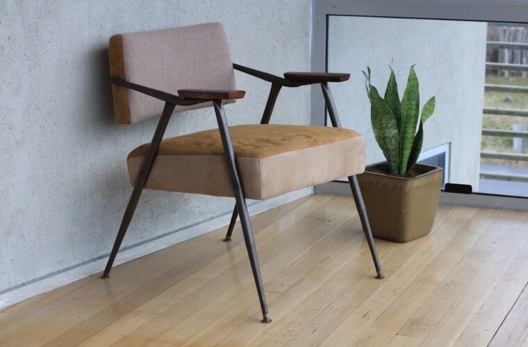 Photo Space-saving furniture