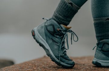 Photo Hiking boots