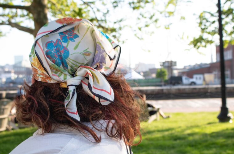 Photo head scarf